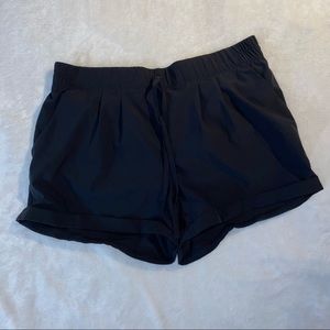 ZYIA ATHLETIC SHORTS